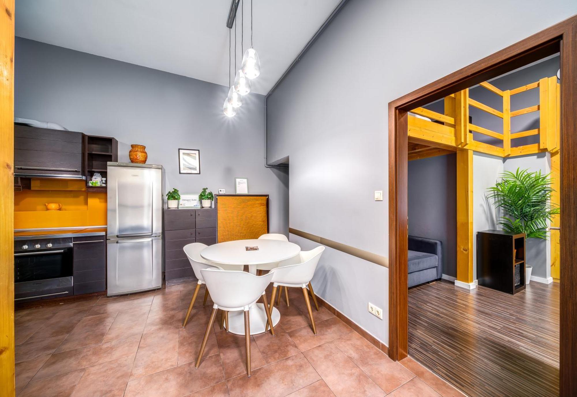 Oktogon Four Residence Budapest Exterior photo